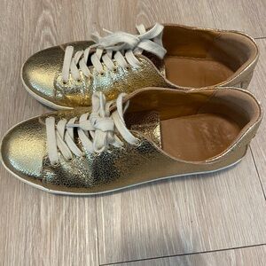 #sezane jack sneakers in gold size 39 which is a US size 8